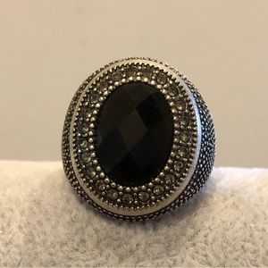 NEW Premier Designs Ring “Onyx” Sz 7, Black faceted center silver w/ rhinestones